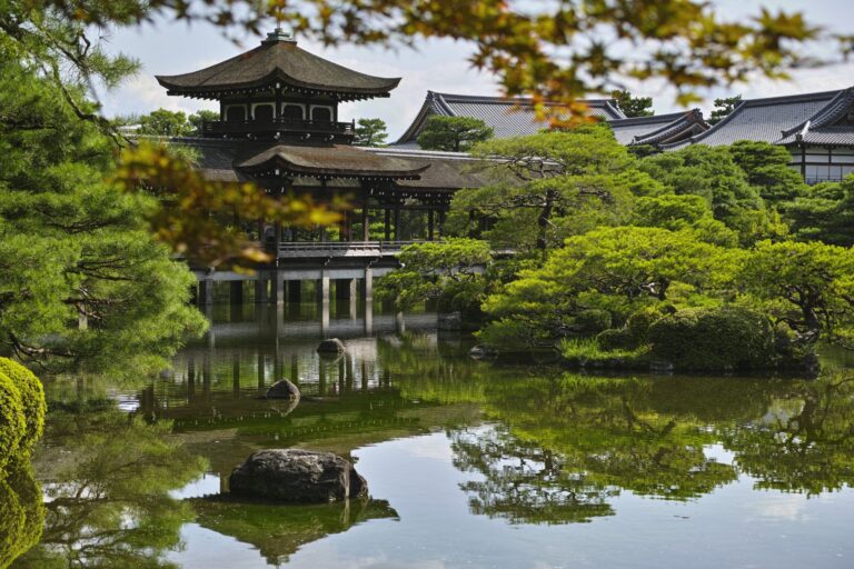 كيوتو.. المدينة التي حافظت على روح اليابان القديمة